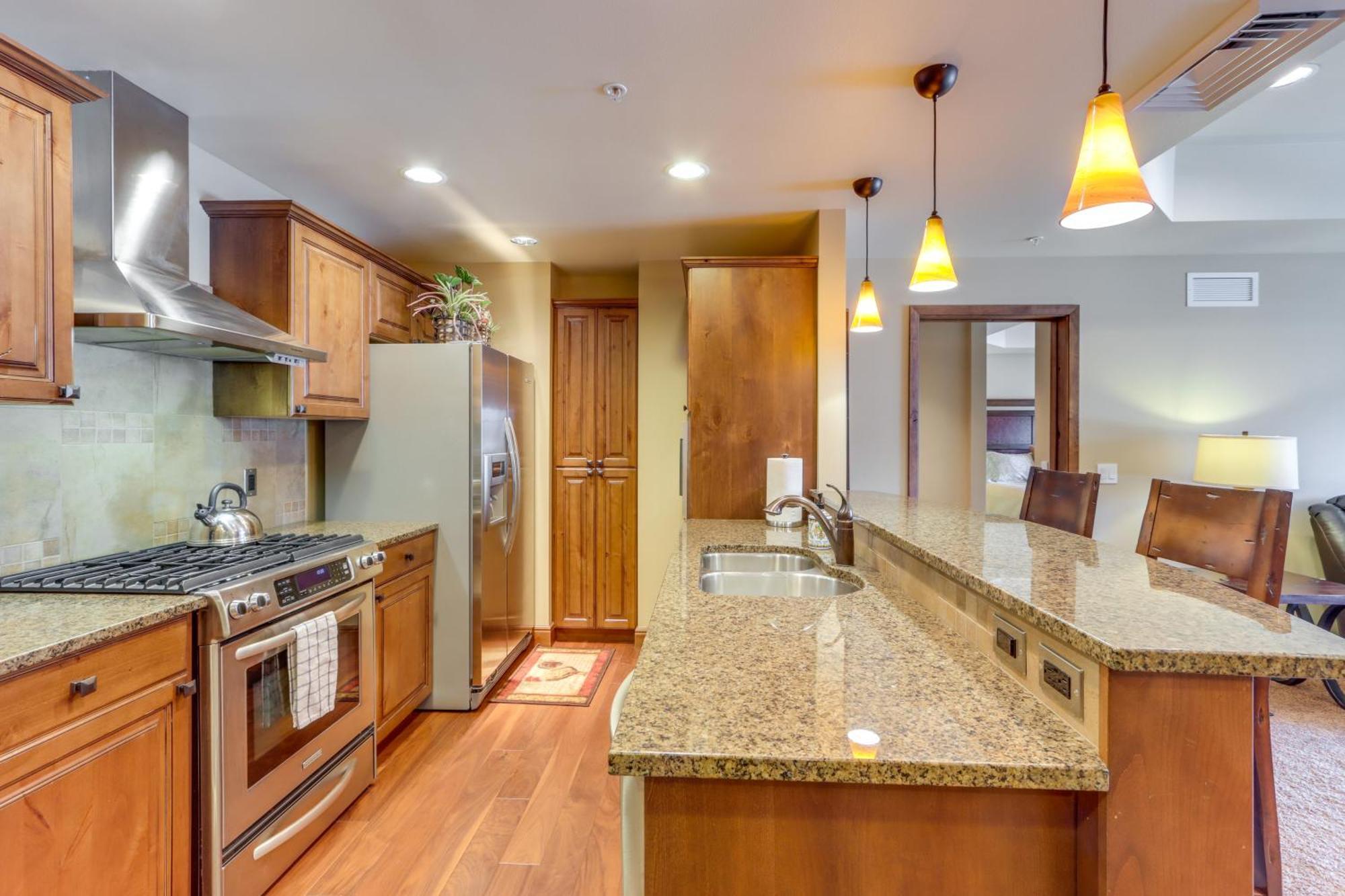 Stunning Getaway In The Heart Of Downtown Mccall Exteriör bild